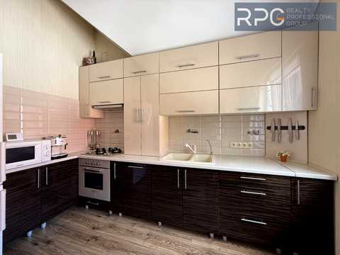квартира за адресою Паркова вул., 10