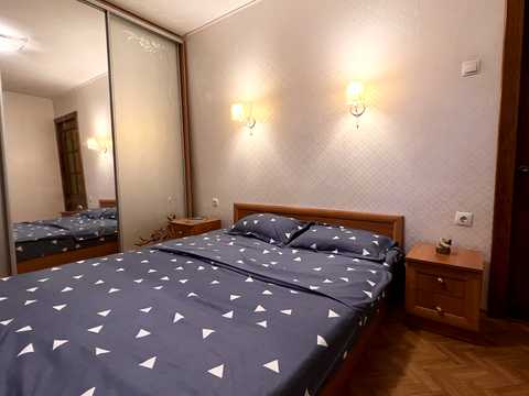 квартира за адресою Середньофонтанська вул., 53/55