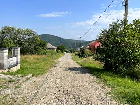 участок по адресу Сонячна