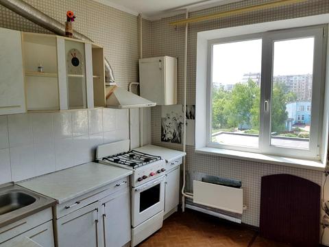 квартира за адресою Михайла Лушпи просп. (Космонавтів), 42