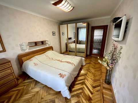 квартира за адресою Писаржевського вул., 11