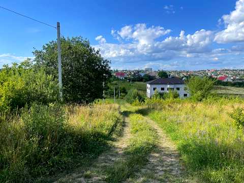 участок по адресу Травневий провулок, 1