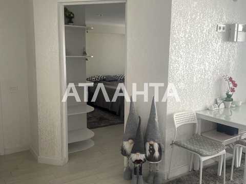 квартира за адресою Євгена Чикаленка вул., 56а
