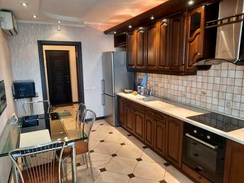 квартира за адресою Дегтярівська вул., 25а к1