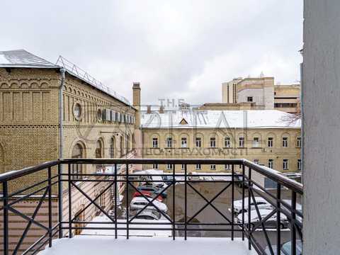 комерційна за адресою Воздвиженська вул., 38