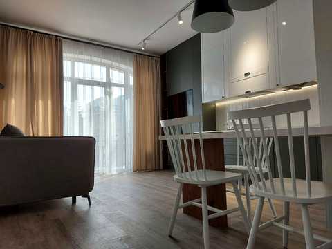 квартира за адресою Угорська, 1