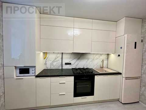 квартира за адресою Михайла Лушпи просп. (Космонавтів), 5