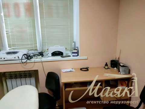 коммерческая по адресу Михаила Бойчука ул. (Кіквідзе), 18-А