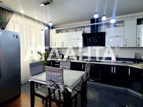 квартира за адресою Євгена Чикаленка вул., 59е