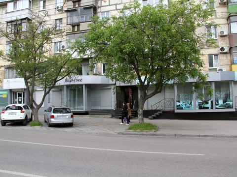 комерційна за адресою Олександра Поля просп. (Кірова), 76