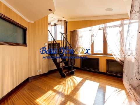 квартира по адресу Кловский спуск, 5