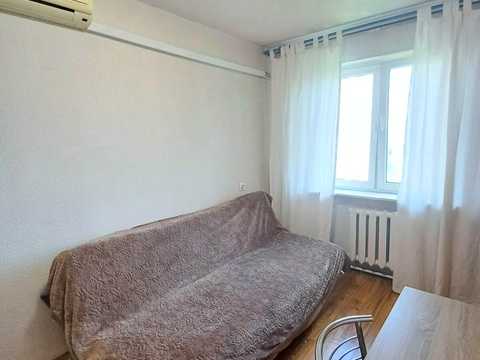 квартира за адресою Верховної Ради бульв., 19-А