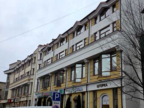 комерційна за адресою Кардинала Любомира Гузара вул., 49