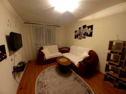 квартира за адресою проспект Незалежності, 90б