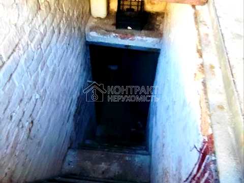 комерційна за адресою Стартова вул., 10