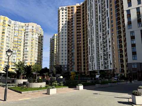 коммерческая по адресу Краснова ул., 3