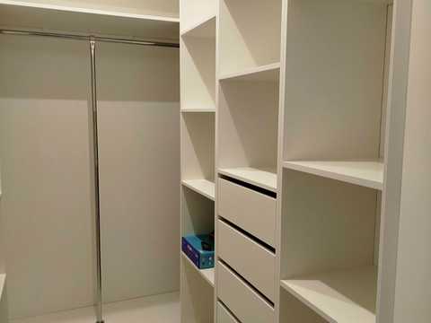 квартира за адресою 1-й Миру пров., 1