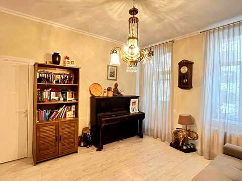 квартира за адресою Полтавська вул., 12