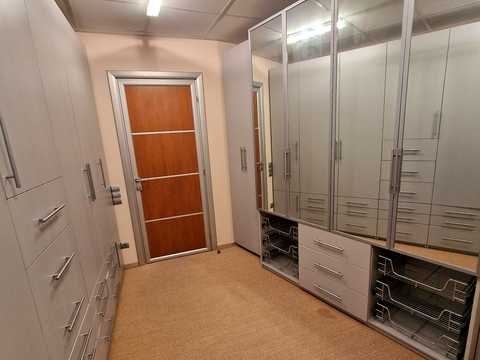 квартира по адресу Королеви Єлизавети ІІ ул. (Глинки), 2