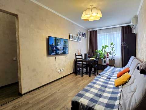 квартира за адресою Амосова вул. (Корчагінців), 1