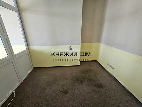 коммерческая по адресу Антоновича ул. (Горького), 33В