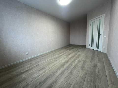 квартира за адресою Нижня Берегова вул., 2/2м