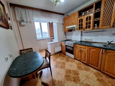 квартира за адресою Драгоманова вул., 20