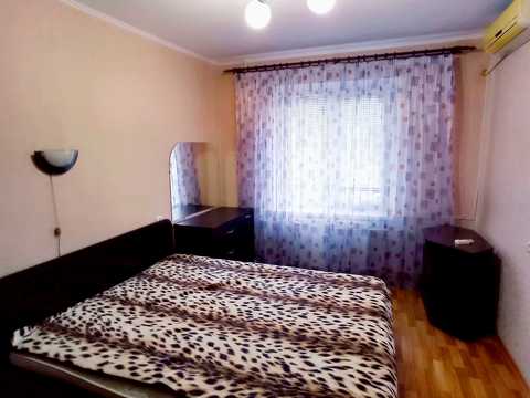 квартира по адресу Ивана Франка просп. (Карла Маркса), 16