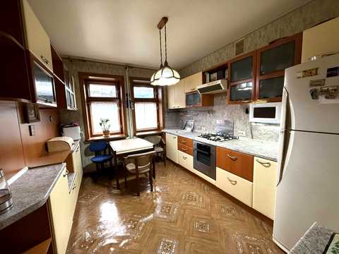 будинок за адресою 11 Лінія вул., 4
