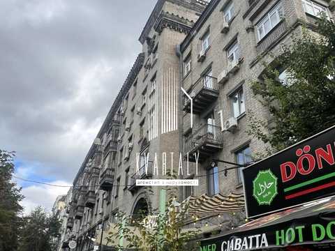 комерційна за адресою Володимирська вул., 69