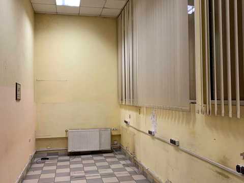 комерційна за адресою Кардинала Любомира Гузара вул., 15