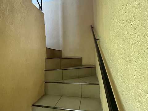 комерційна за адресою Вишнівецька, 1
