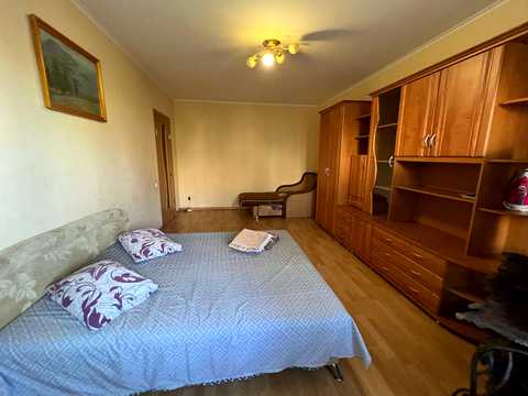 квартира за адресою Проспект Героев, 21