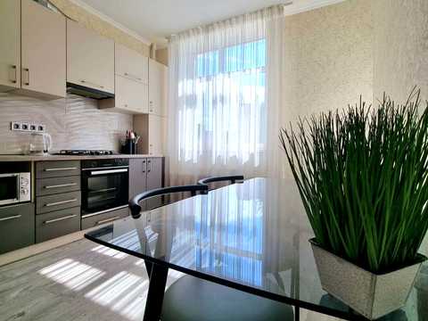 квартира за адресою Соборна вул., 103/11