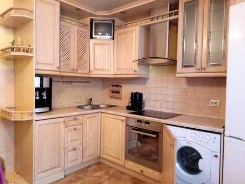 квартира за адресою Анни Ахматової вул., 16-Б
