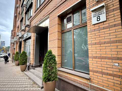 коммерческая по адресу Панаса Мирного ул., 8