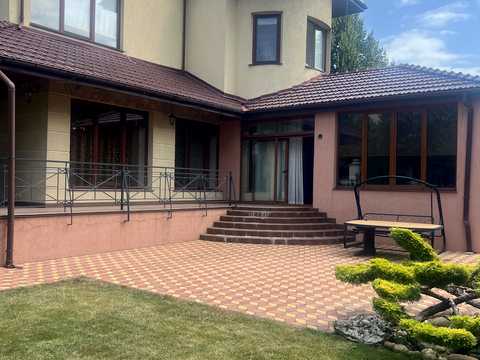будинок за адресою Амбулаторний пров., 17