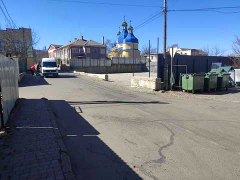 комерційна за адресою Соборний провулок, 3
