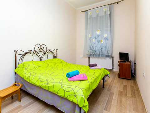 квартира за адресою Пантелеймона Куліша вул., 7