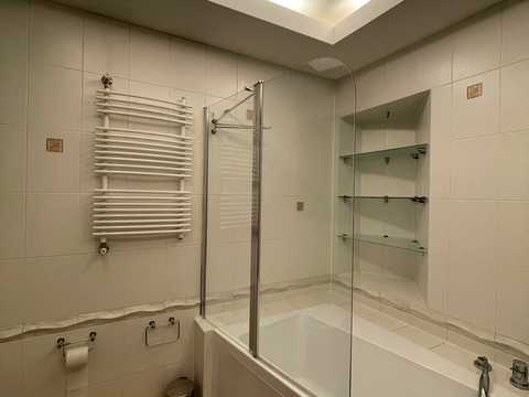 квартира за адресою Саперно-Слобідська вул., 8