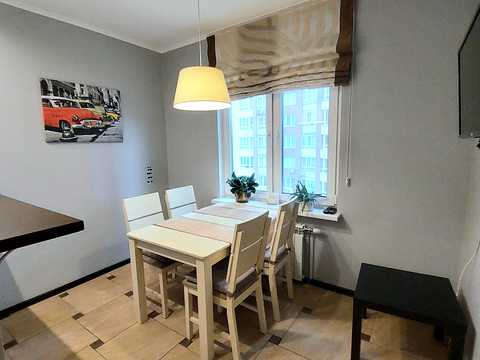 квартира за адресою Урлівська вул., 20