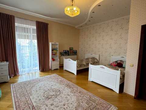 дом по адресу затишна, 5