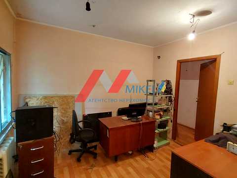 коммерческая по адресу Леся Курбаса просп., 18-Г