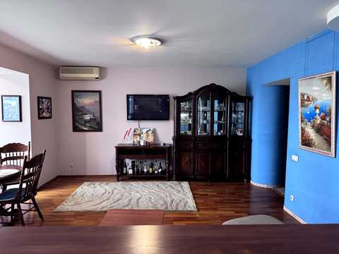 квартира за адресою Старонаводницька вул., 8