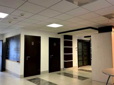 коммерческая по адресу Науки просп., 3