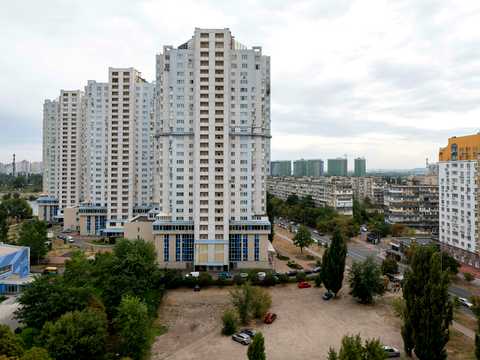 квартира за адресою Павла Тичини просп., 18-Б