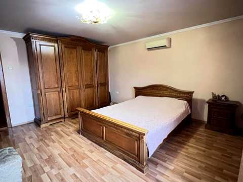 дом по адресу Лозовая ул., 30