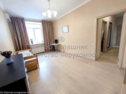 квартира за адресою Івана Світличного вул. (Петровського), 4-А