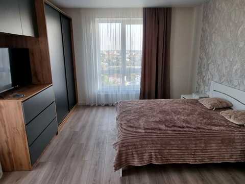 квартира по адресу Домбровського ул., 3