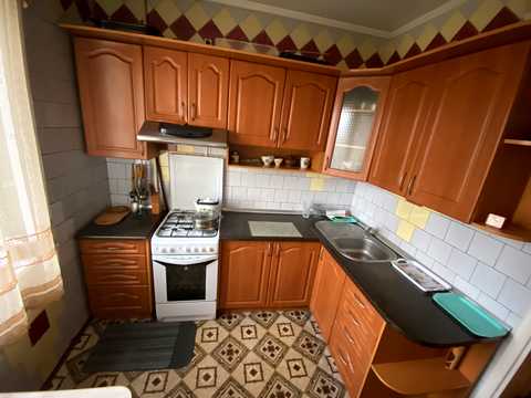 квартира за адресою Романа Шухевича просп. (Генерала Ватутіна), 6